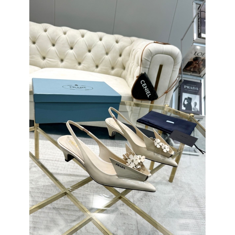 Pra*a flat shoes